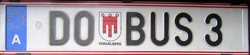 File:Austria licenseplate EU.JPG