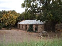 First House (Y tŷ cyntaf)