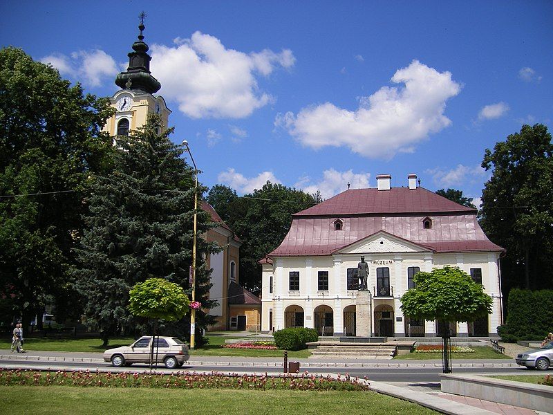 File:Brezno2.JPG