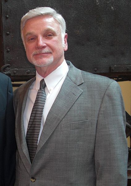 File:Cecil Roberts 2009.jpg