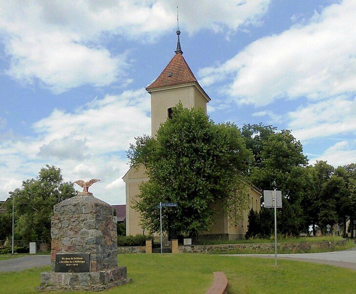 File:Göhlen, Dorfkirche.jpg