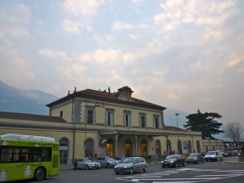 File:Gare d'Aoste.JPG