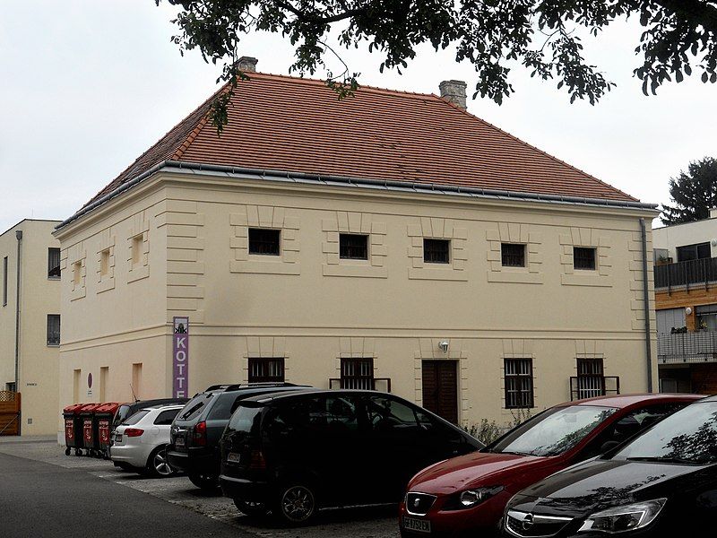 File:GrEnzersdorf Kotter.JPG