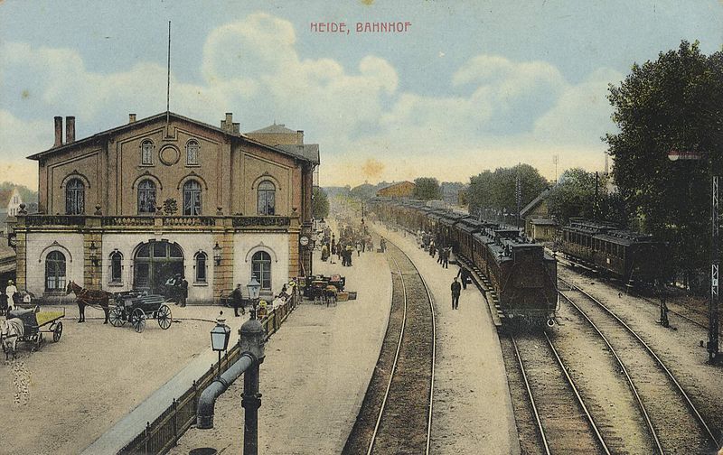 File:Heide, Bahnhof.jpg