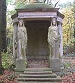 Monument for the banker Wilhelm Kühn by sculptor Reinhold Felderhoff