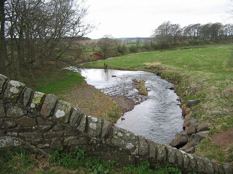 File:Leader Water NewMills2.jpg