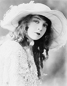 Lillian Gish, by the Bain News Service (edited by John O'Neill)