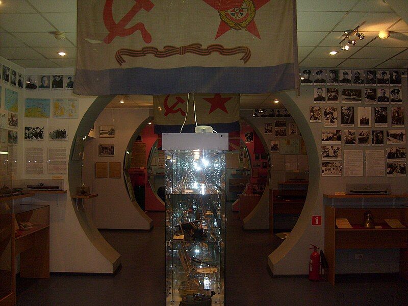 File:Marinesko museum hall.JPG