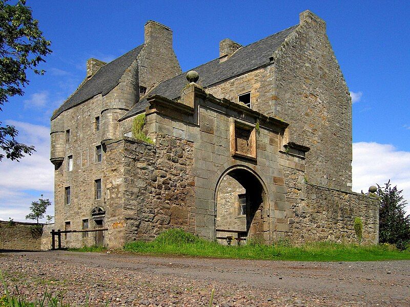 File:Midhope Castle 08.JPG