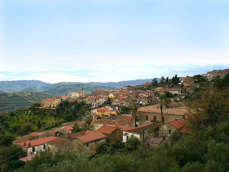 File:Ogliastro Cilento.jpg