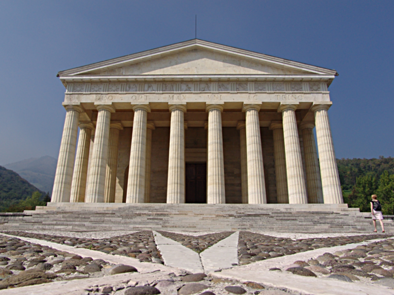 File:Possagno Canova-Tempel.png