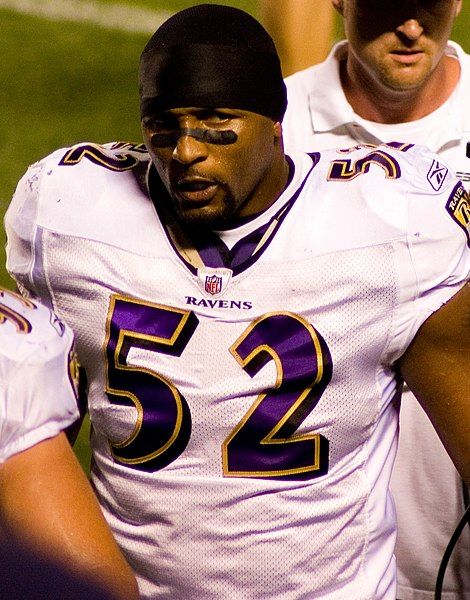 File:Ray-Lewis-2008-Steelers-regseason-game.jpg