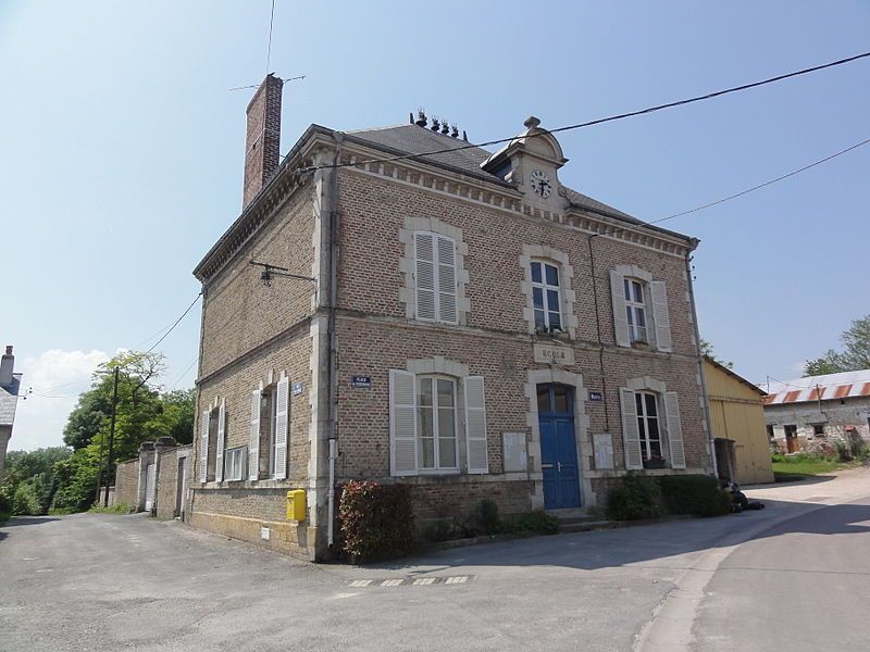 File:Saint-Fergeux (Ardennes) Mairie-école.JPG