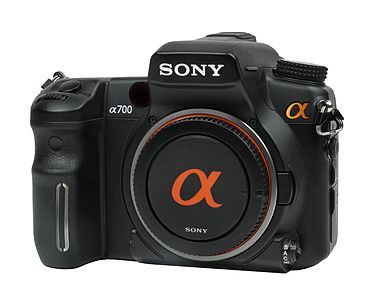 Sony Alpha 700, by Evan-Amos