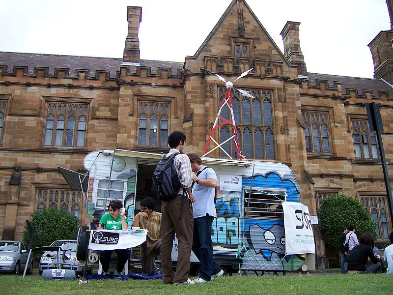 File:Usyd radio oweek.jpg