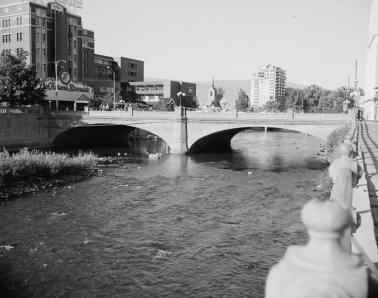 File:Virginia Street Bridge.jpg