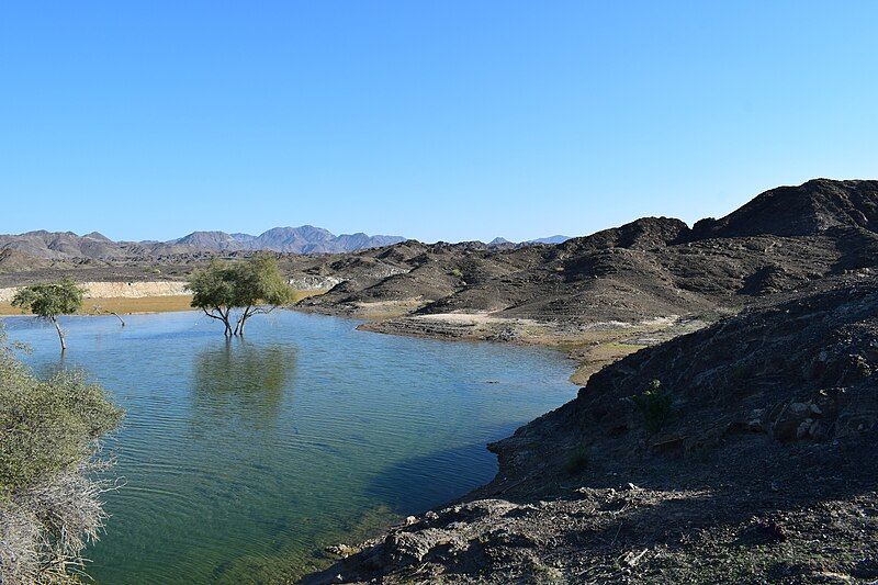 File:Wadi shawka.jpg