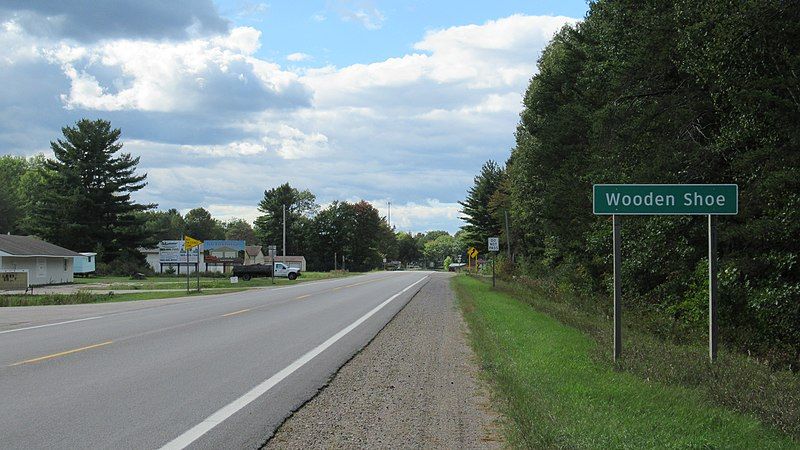 File:Wooden Shoe, Michigan.jpg