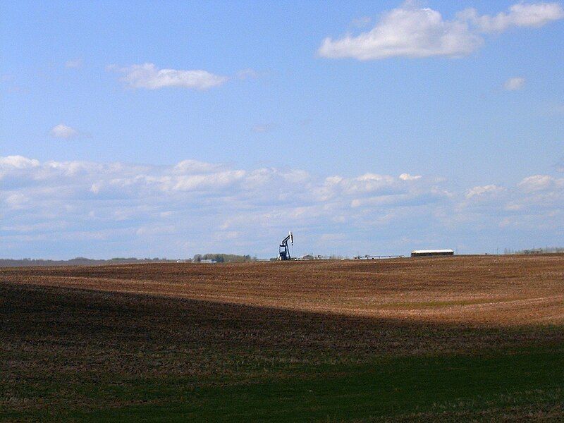 File:Alberta pumpjack 012.jpg