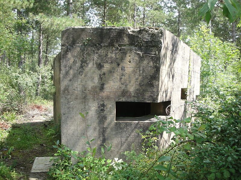 File:Bouldnor Battery.JPG