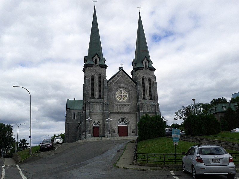 File:CathédraleEdmundston.jpg