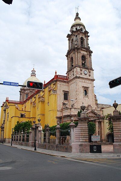 File:DelCarmenCelaya002.jpg