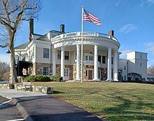 Greenwich Academy front building