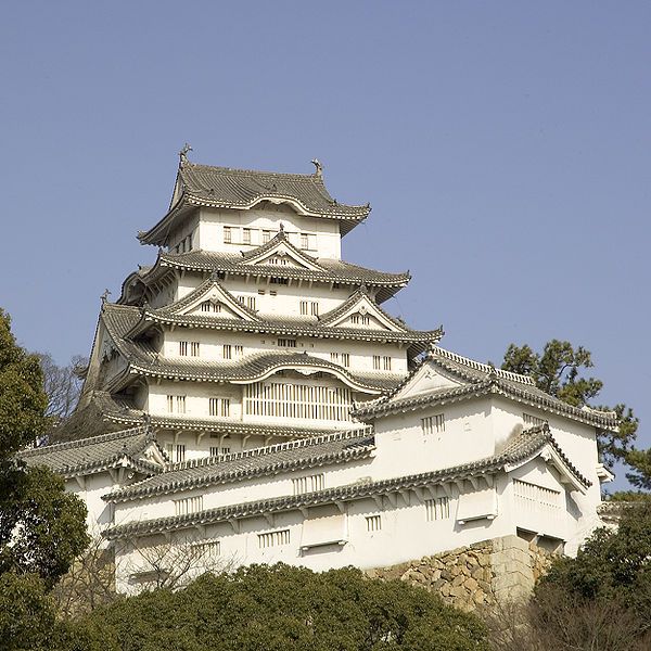 File:Himeji Castle M4690.jpg