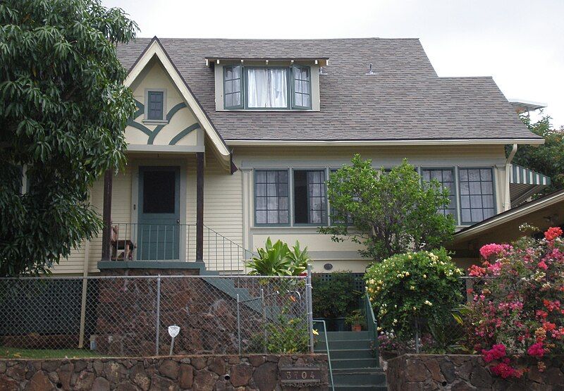 File:Honolulu-LemonWondHolt-House.JPG