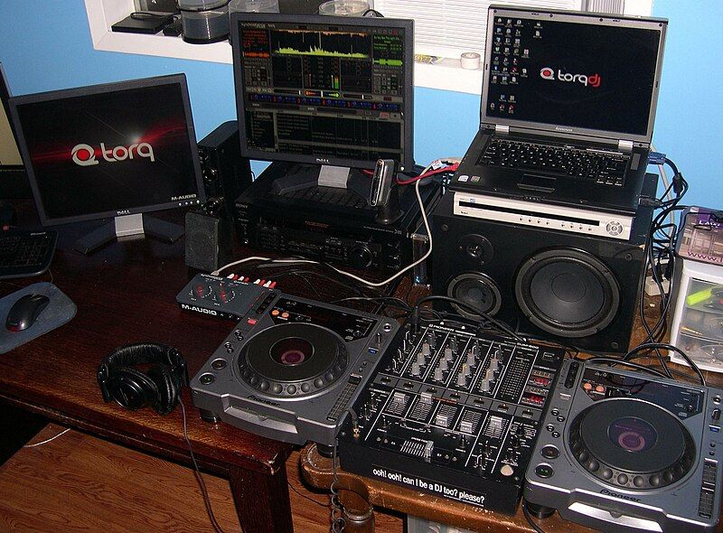 File:M-Audio DJ Blax.jpg