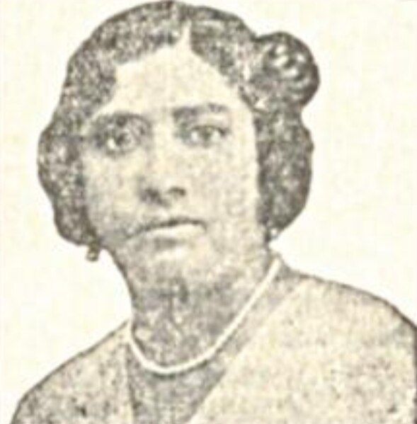 File:Miss Carlota D'Souza.jpg