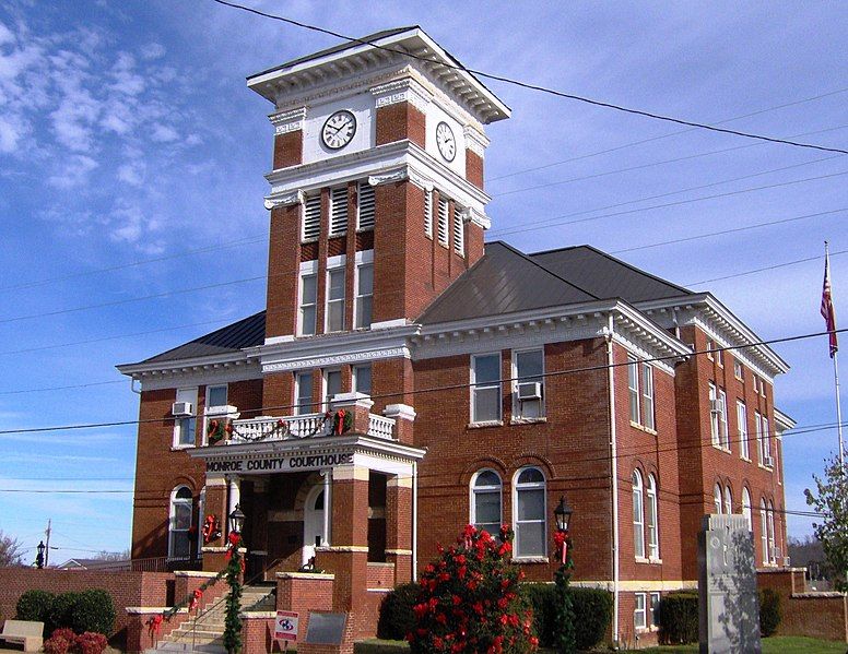 File:Monroe-county-tennessee-courthouse1.jpg