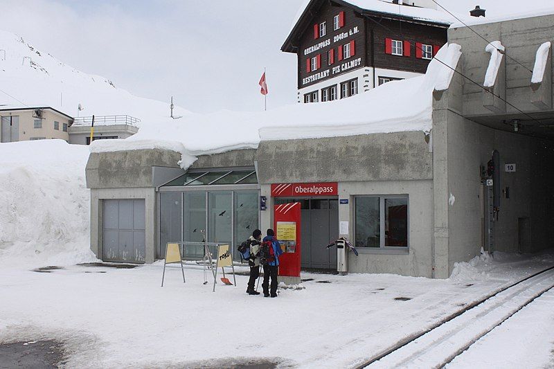 File:Oberalppass 270214.jpg