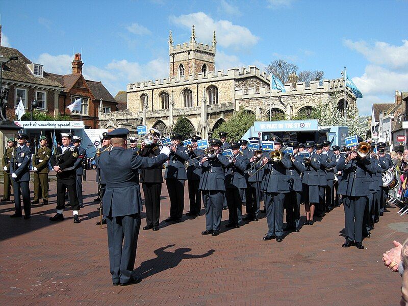 File:RAF Wyton band.JPG