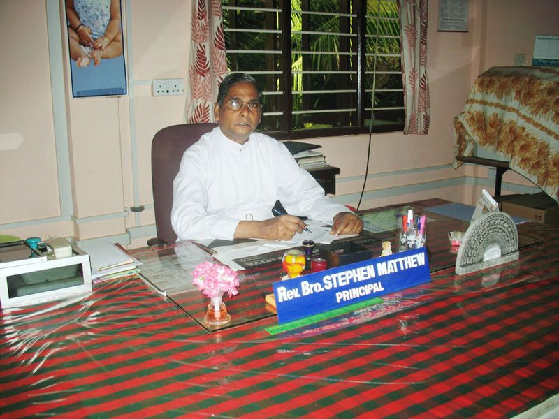 File:Rev.Bro.M.Stephen Mathew F.C.jpg