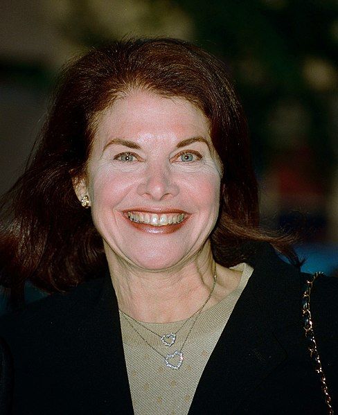 File:Sherry Lansing 2002.jpg