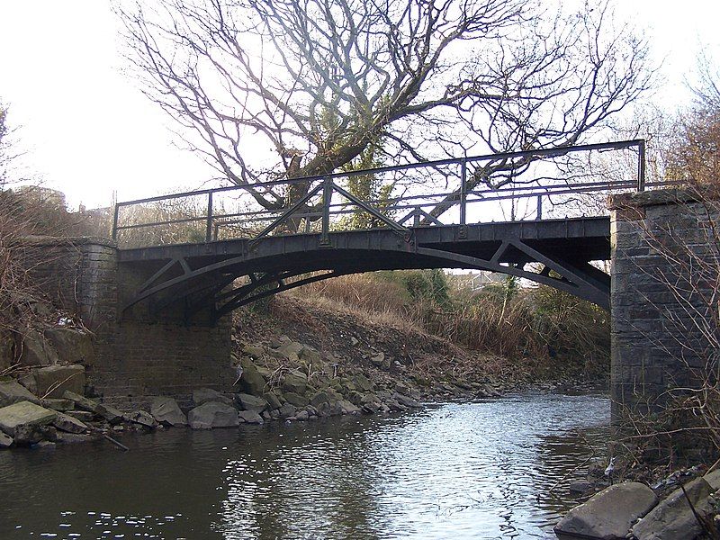 File:TrecynonIronBridge.jpg