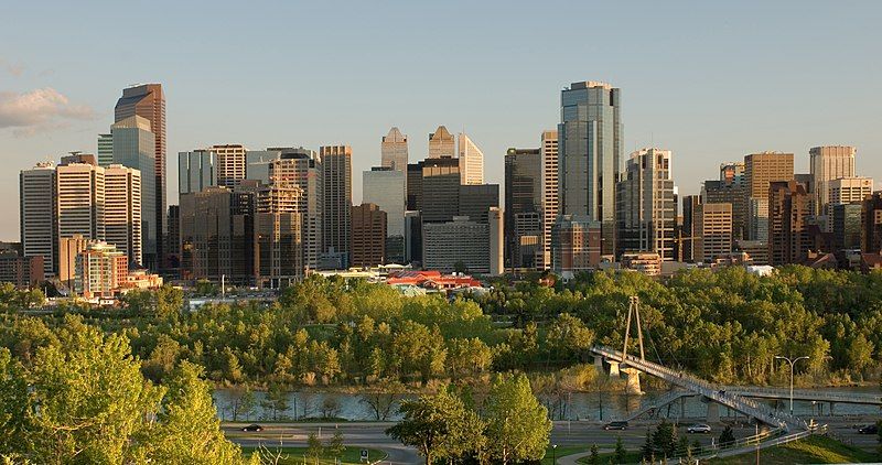 File:Calgary1-Szmurlo.jpg