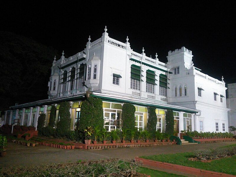 File:Chittaranjan-Palace.jpg