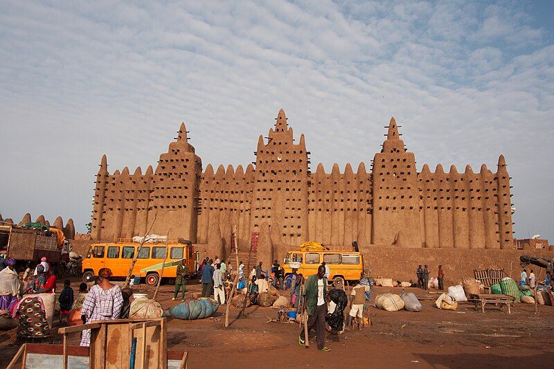 File:Moschee von Djenné.jpg