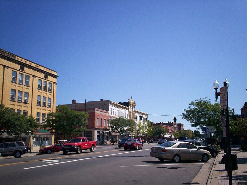 File:Ravenna downtown.jpg