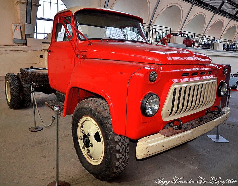 File:Red GAZ-53.jpg