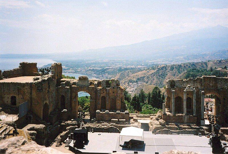 File:Taormina theatre.jpg