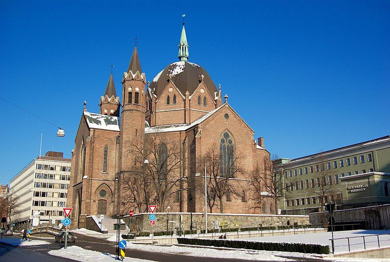 File:Trefoldighetskirken Oslo.jpg