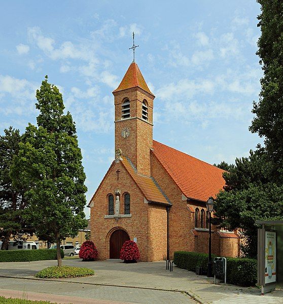 File:Zwankendamme Kerk R03.jpg