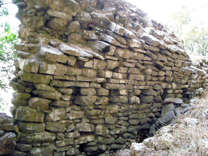 File:Araclovo wall.jpg