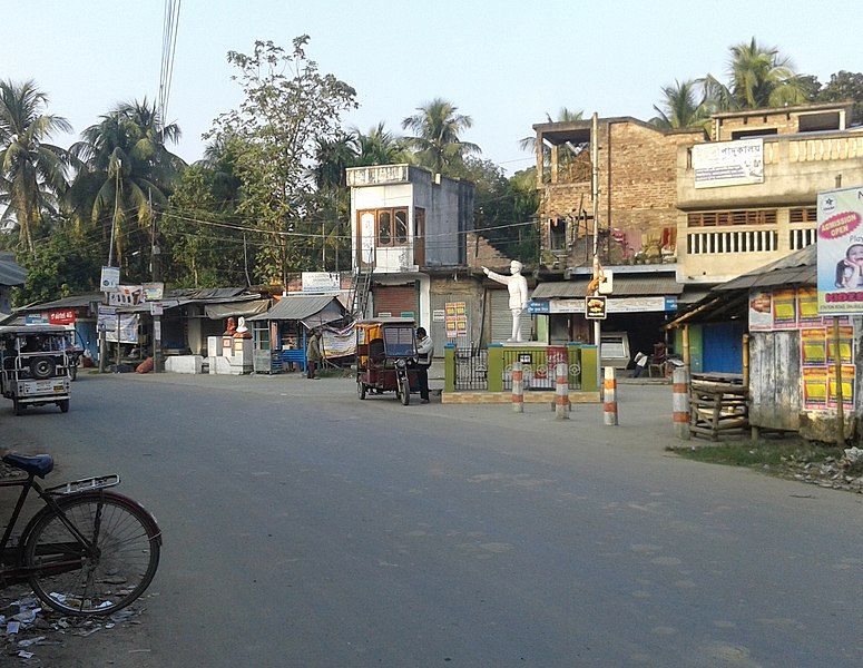 File:Banagram Bazar.jpg