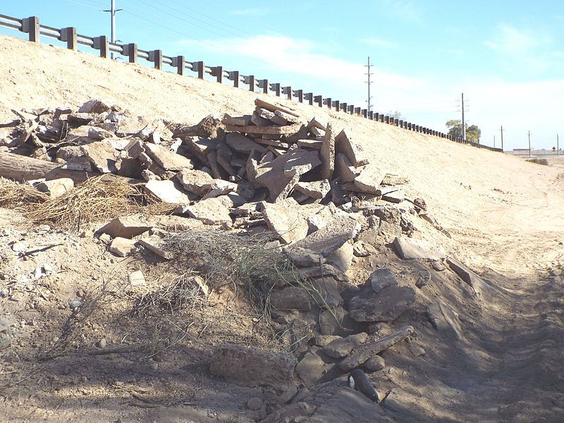 File:Buckeye-Hassayampa Bridge-1929-3.JPG