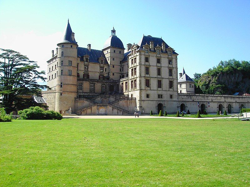 File:Chateau-musée de Vizille.JPG