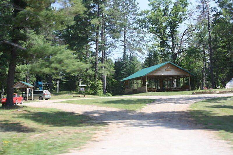 File:Dunbar Veterans Park.jpg